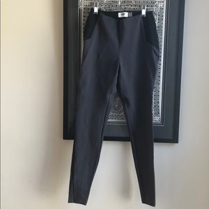 Dark grey maternity ponte leggings by Old Navy